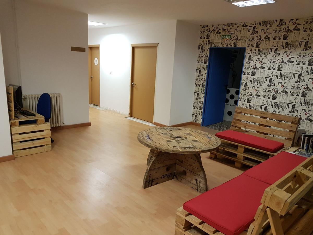 Albergue Lug 2 Луго Экстерьер фото